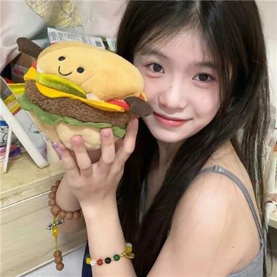 外宿的霍莉